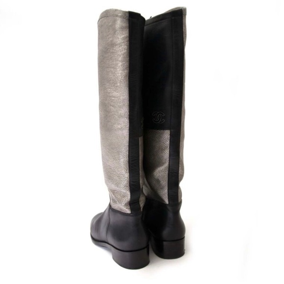 Chanel black and silver leather boots - Picture 2 of 8